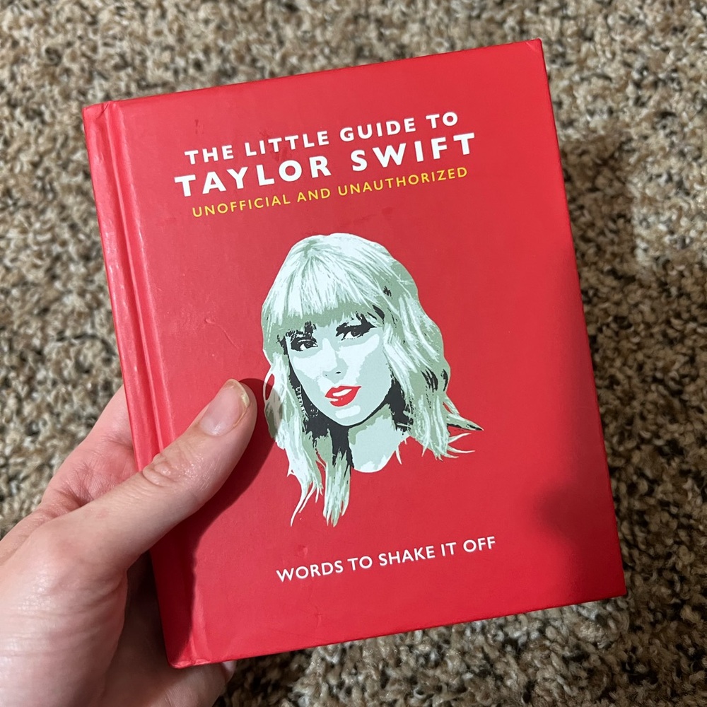 Taylor Swift quote book